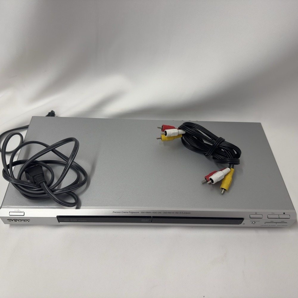 Sony DVP-NS45P DVD+RW Player Silver Slim‎ No Remote Tested & Works
